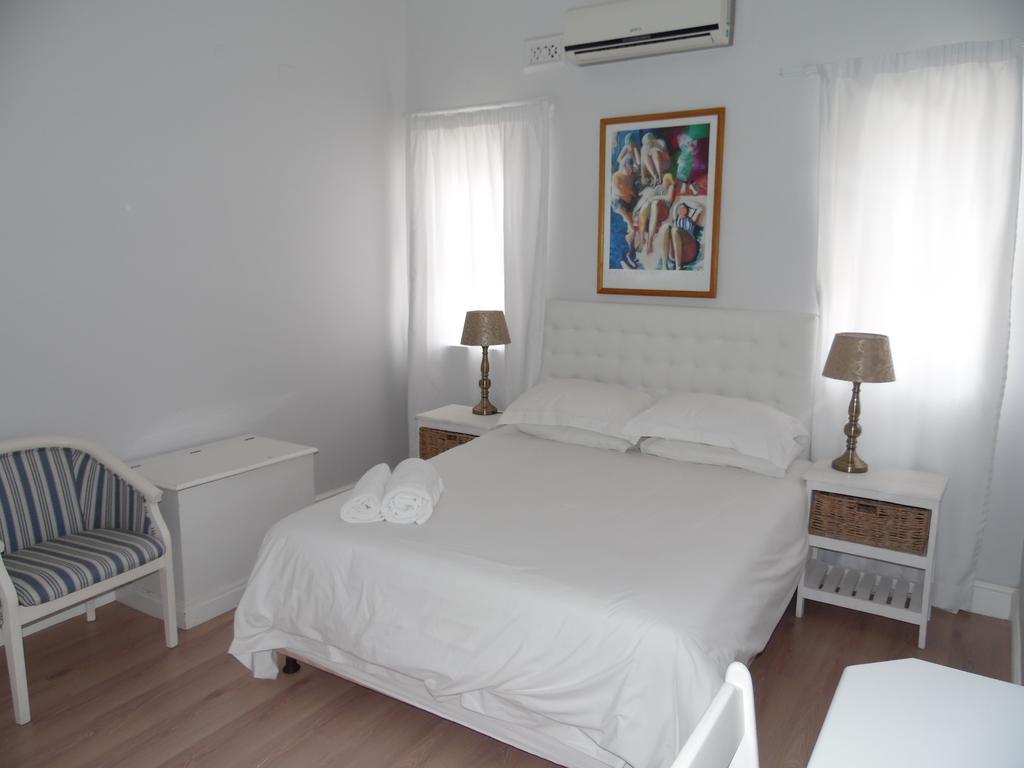 Albatross Guest House Cape Town Exterior photo
