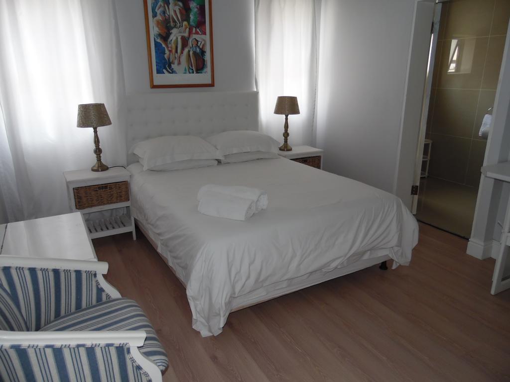 Albatross Guest House Cape Town Exterior photo