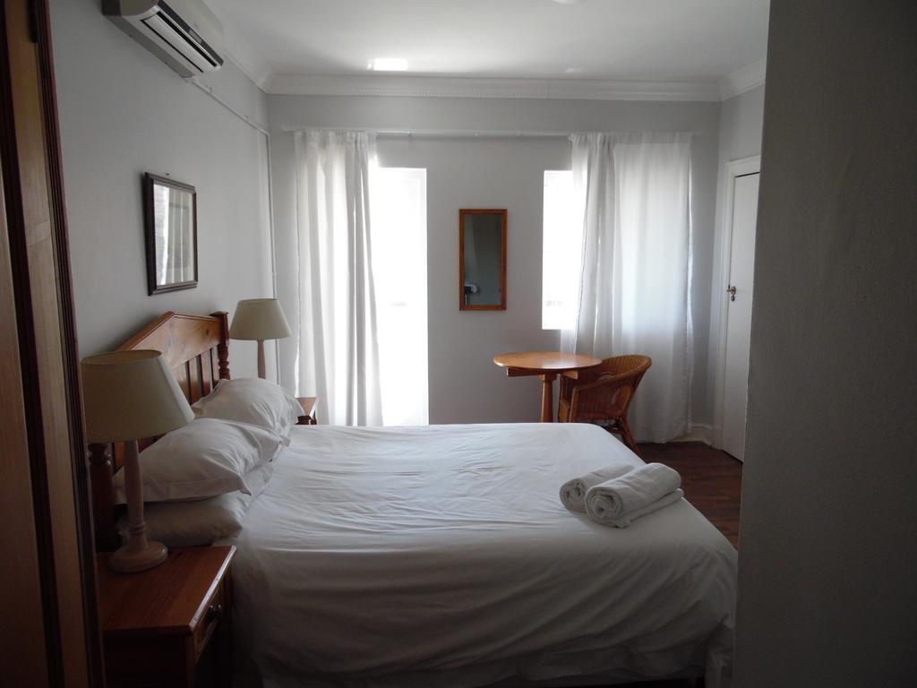 Albatross Guest House Cape Town Exterior photo