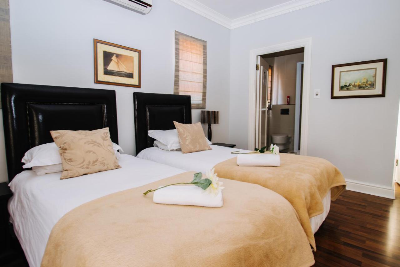 Albatross Guest House Cape Town Exterior photo