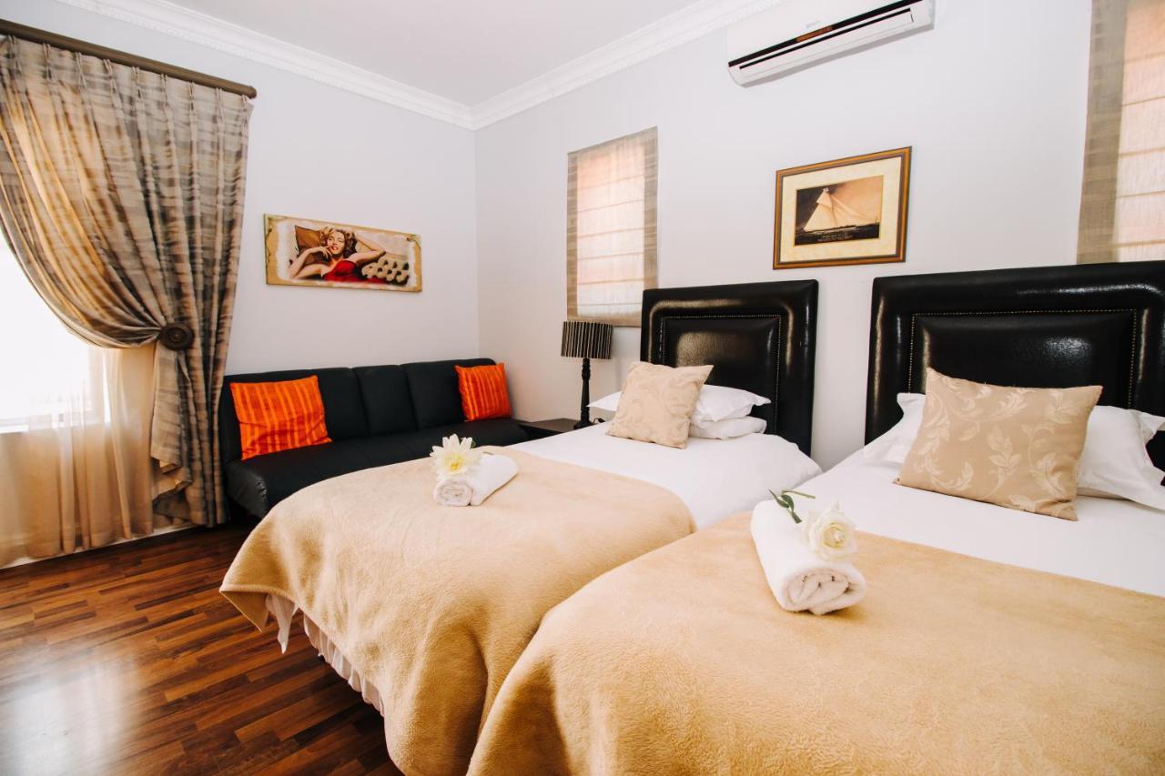 Albatross Guest House Cape Town Exterior photo